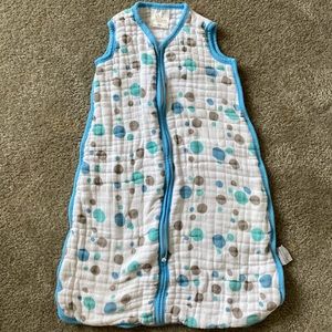aden + anais muslin sleeping bag